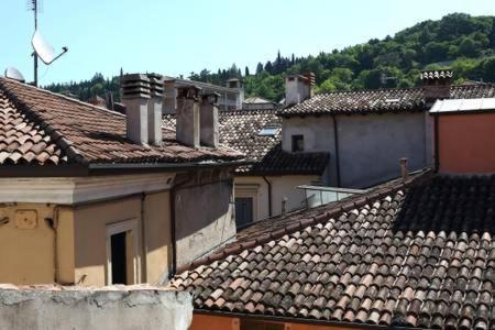 Di Punto In Bianco Home Verona Dış mekan fotoğraf